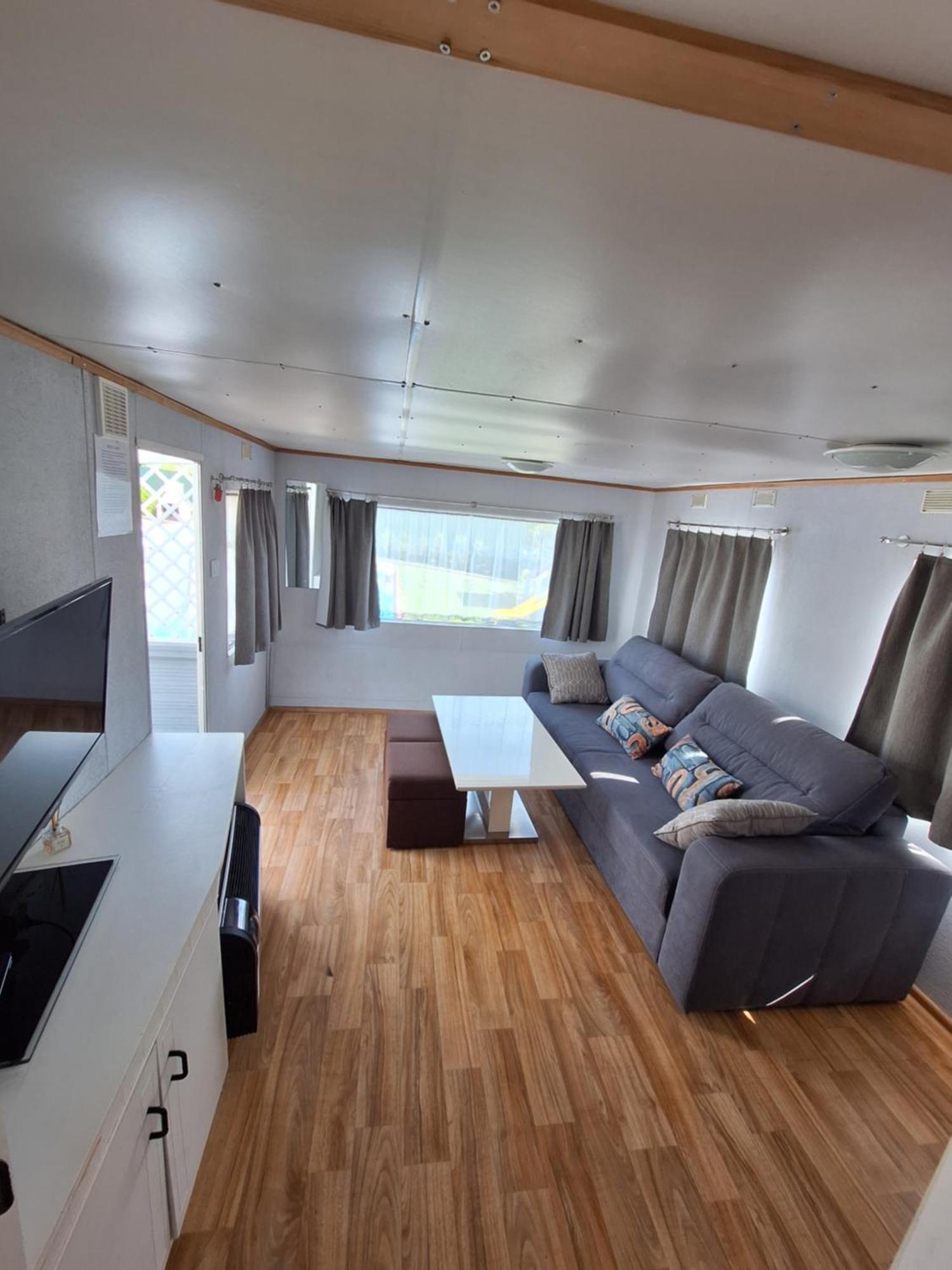 Chillout Hotel สโมลด์จิโน ภายนอก รูปภาพ